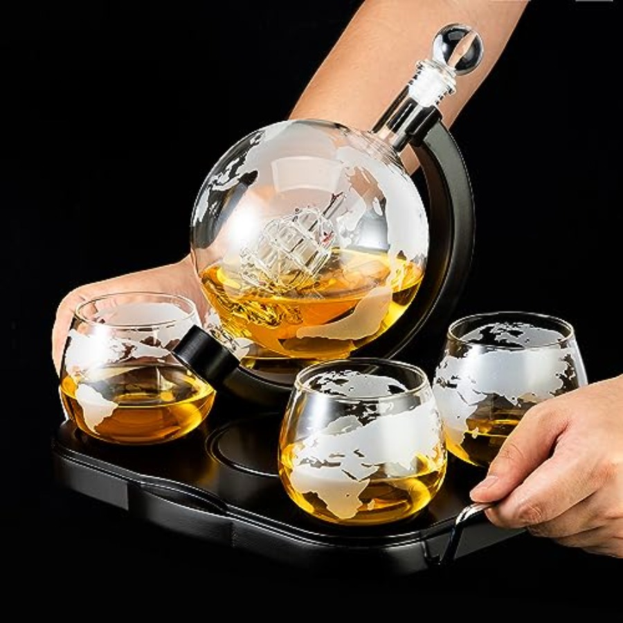 Whiskey Decanter Globe Set Gif - Decanter Globe Set recension och pris