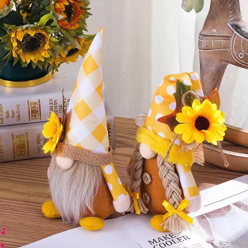 New Sunflower Farmhouse Gnome  - Home Bargains recension och pris